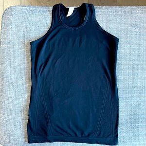 Athleta Girl workout tank top 💚 M 10